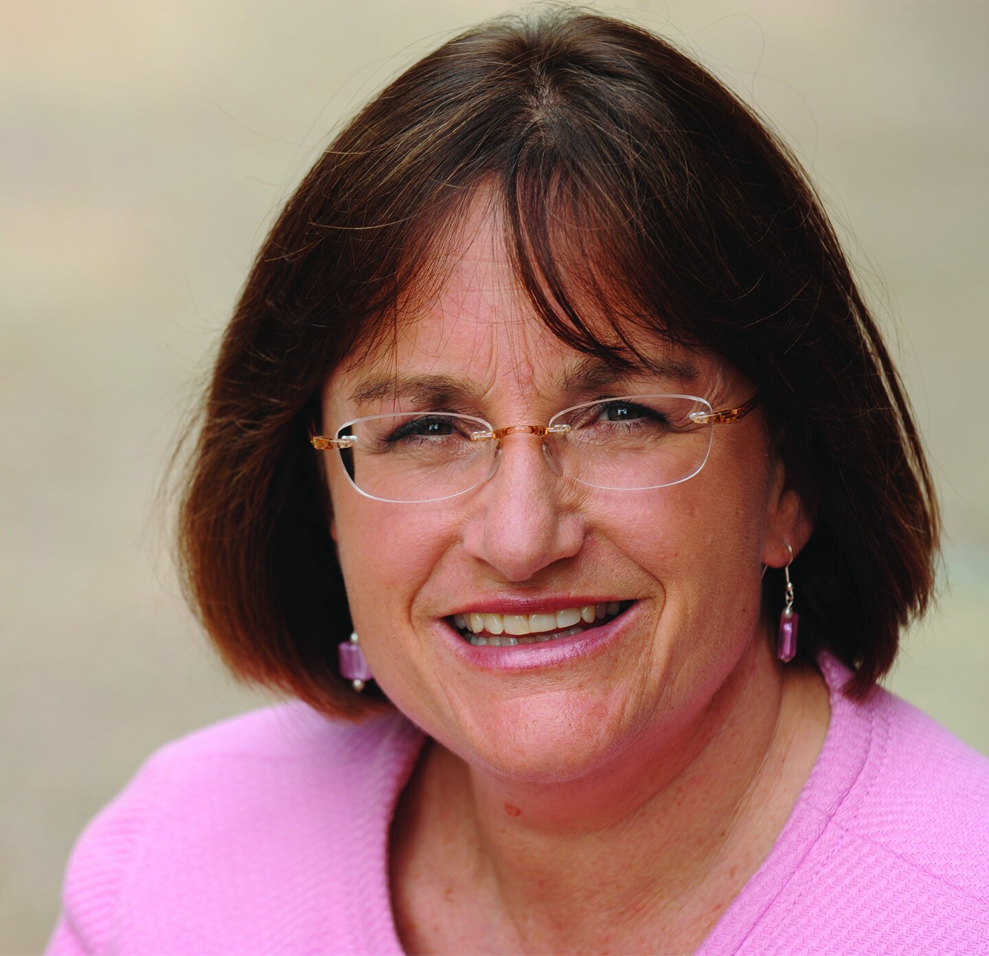 Kuster_Headshot.jpg